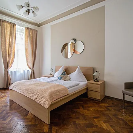 For Celebrations Spacious 3bdr With Balcony * Prague
