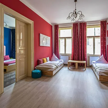 For Celebrations Spacious 3bdr With Balcony *