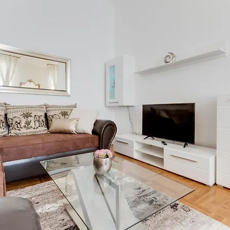 Apartment Old Town Royal With Giant Terrace Prague