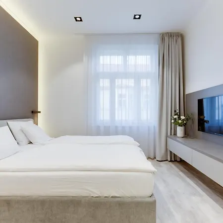 Lampi Hotel