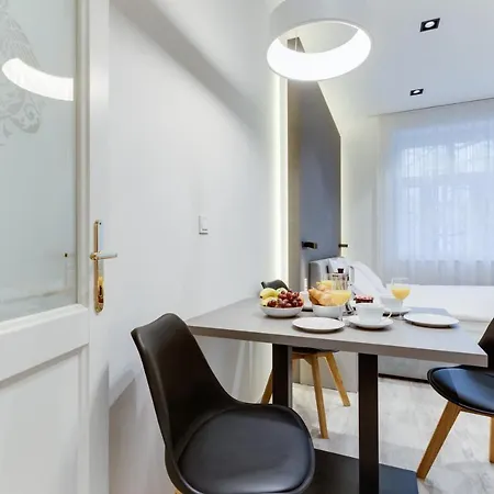 Lampi Hotel 2*