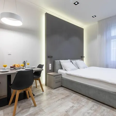 Lampi Hotel