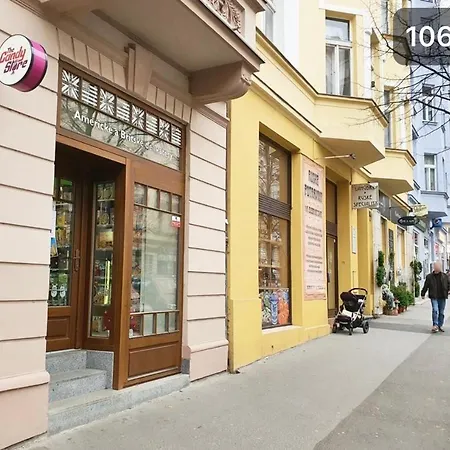 Eva * Prague