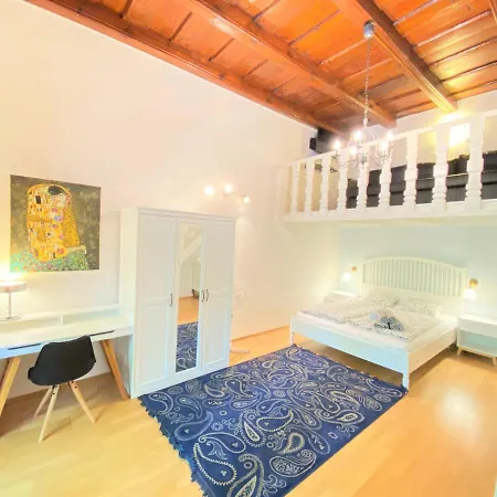 Black Eagle Appartement Praag