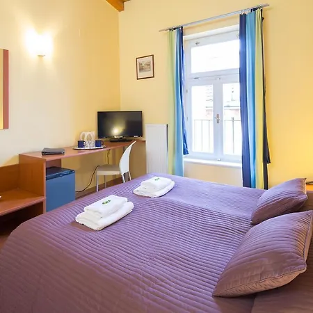 Lounge 3*