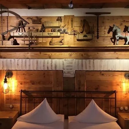 Romantik U Raka Hotel 4*