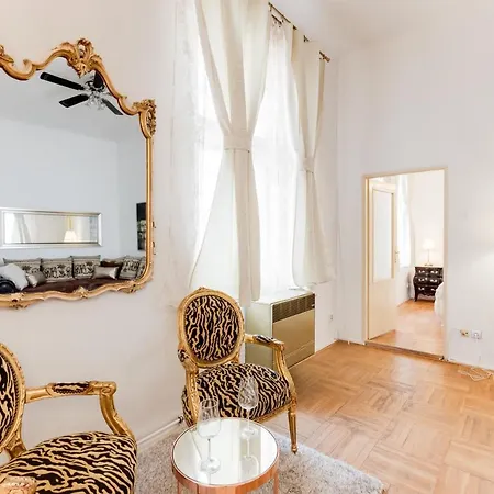 Apartment Old Town Royal With Giant Terrace *