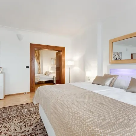 Apartmán Charles Bridge Royal - Castle District