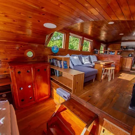 Bay Houseboats 3* Prague