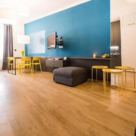Apartment In The Hearth Of The City Centre, Old Town Square - 3min Prague