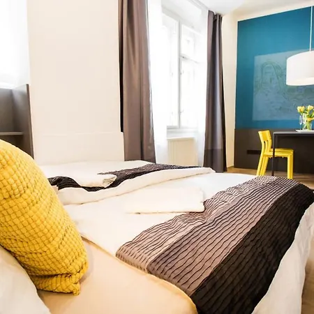 Apartment In The Hearth Of The City Centre, Old Town Square - 3min *