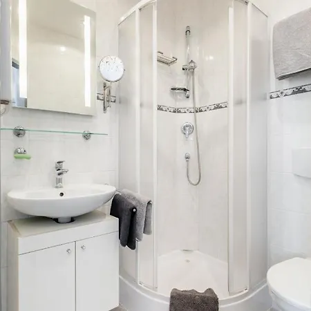 Guest house A.v.e. Kliska 3*