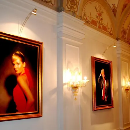 Szálloda Le Palais Art 5*