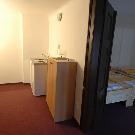 U Dvou Zlatých Klíčů 3* Praga