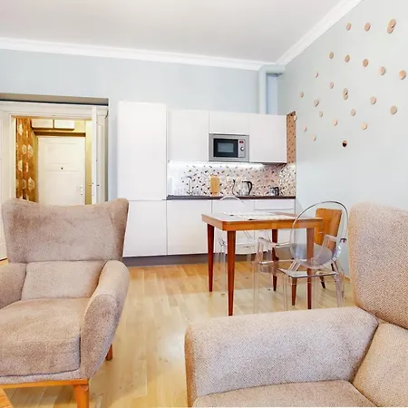 Newly Opened, Designer Opera Apartment Prague