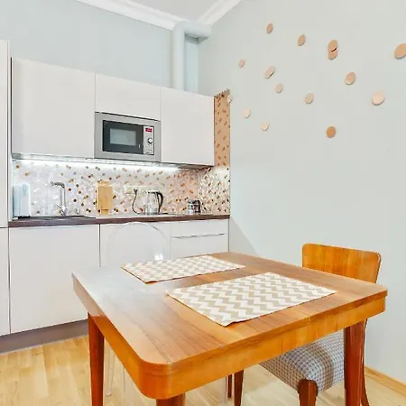 Apartment Newly Opened, Designer Opera