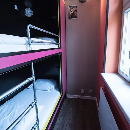Auberge de jeunesse Brix *