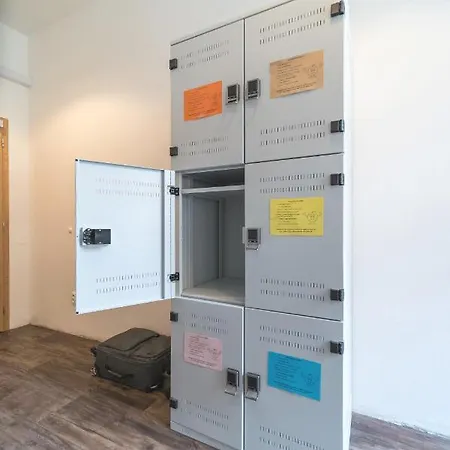 Hostel Orange *