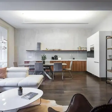Charming Apt 33 Royal Vineyards By Michal&Friends * Prague