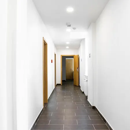 Mandarinka Hostel