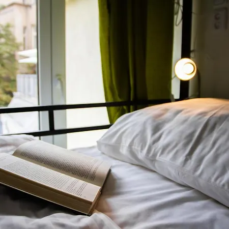 Hostel Mandarinka *