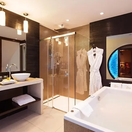 Szálloda Buddha-bar 5*