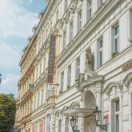 Klarov Hotel 4*