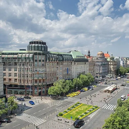 Ea Rokoko Hotel