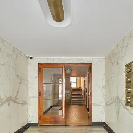 Appartamento Days - Modern W Retro Elements - New Town *
