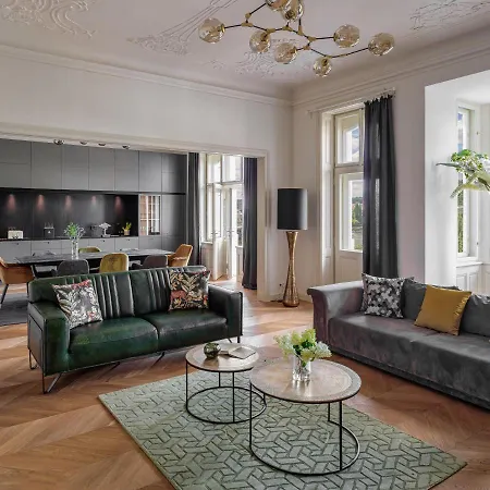 Mn6 Luxury By Adrez Prague
