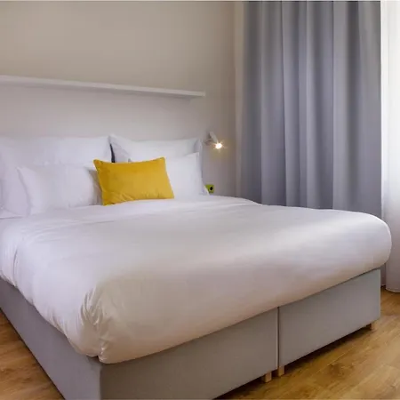 Orea Place Seno Hotel 4*