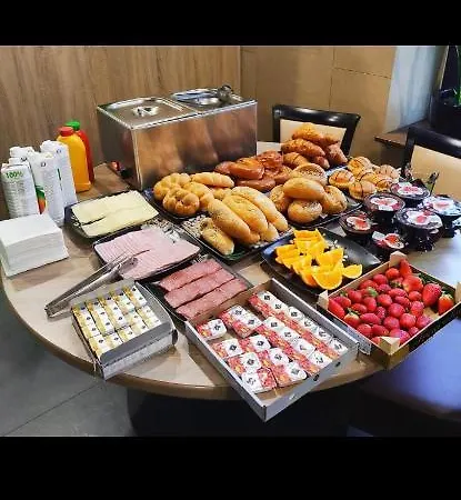 Sun-house Pension&restaurant -parkingfree- 3* Prag