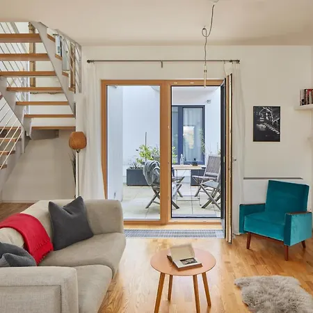 Apartman Days - W 2bdr - 3 Balconies - Garage - Next To Park