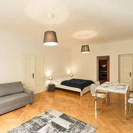 Celetna 27 * Prague