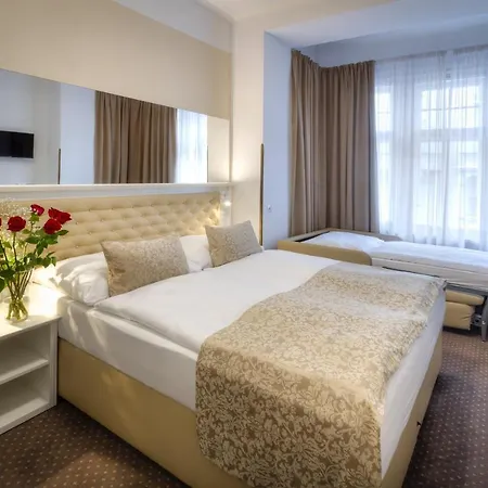 Taurus Hotel