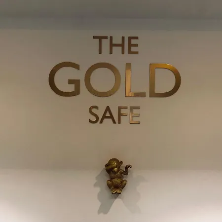 The Gold Bank Hotel 4*