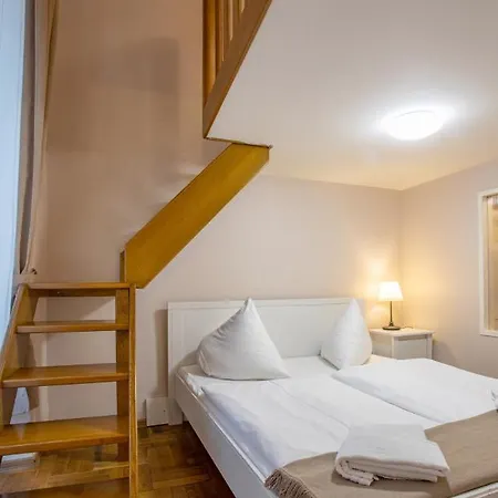 Michalska Apartment *