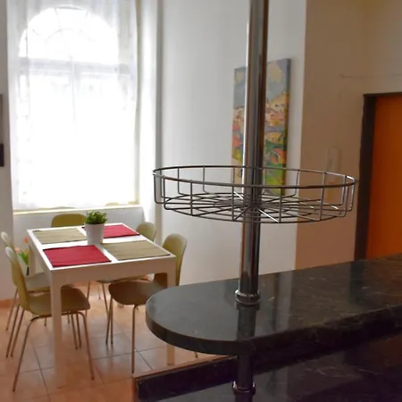 Andy'S Central 3-Bedroom Apartment ! Prague