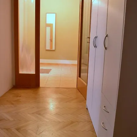 Andy'S Central 3-Bedroom Apartment ! Prague
