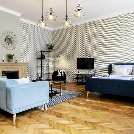 Apartment Cubistic Eliska / Jewish Quarter / Old Town Prague