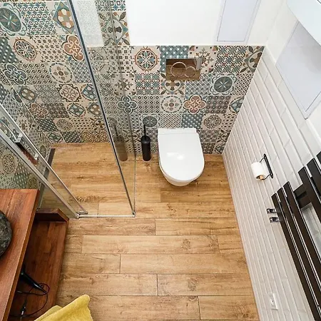 Elegant, Modern, 2-bed Flat By Museum Of Apartment Prague