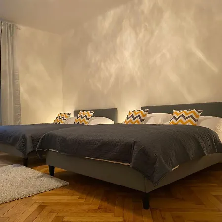 Krakovska - Wenceslas Square Apartment *