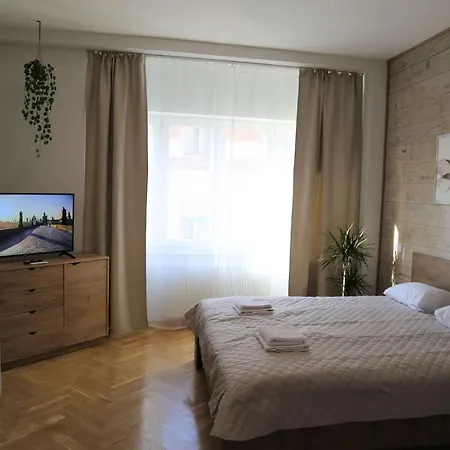 Charles Square Apartmán