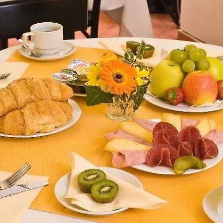 Malá Strana Hotel 4*