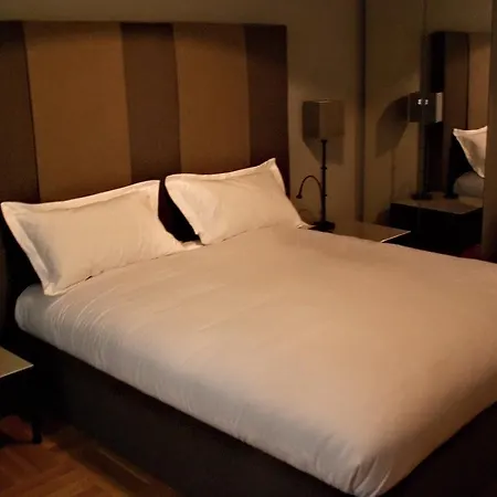 Apart 3* Prague