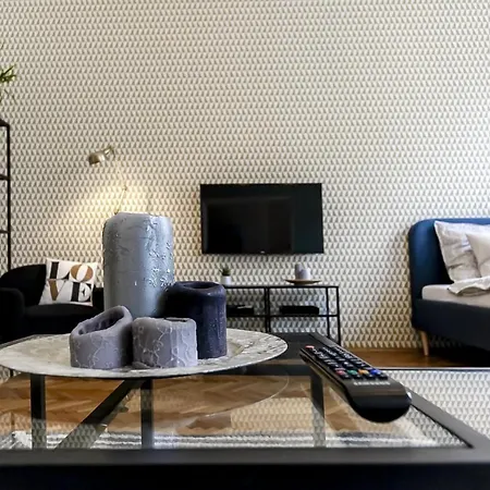 Cubistic Eliska / Jewish Quarter / Old Town Apartment Prague