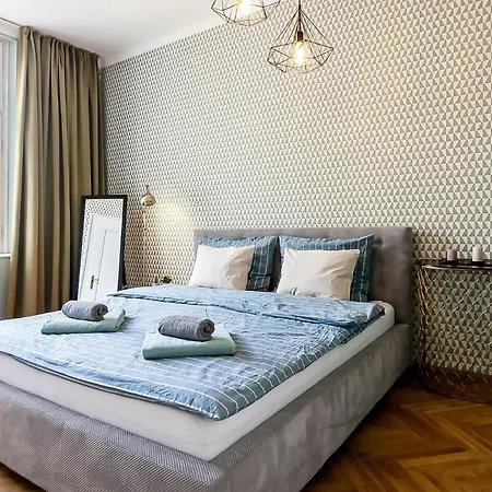 Cubistic Eliska / Jewish Quarter / Old Town Apartment Prague