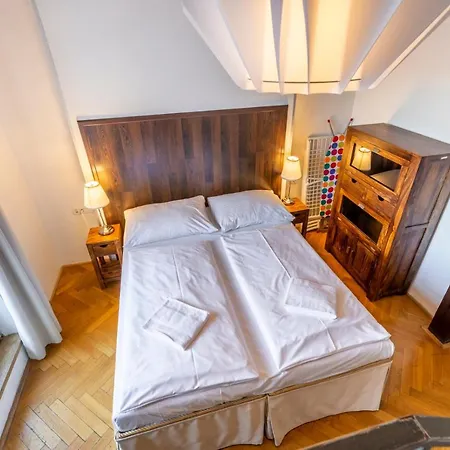 Aparthotel Janackovo - Riverside Praag