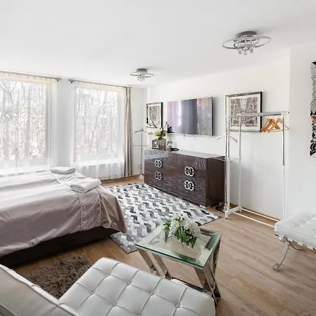 Wellness & Boutique Pod Lipkami Praha