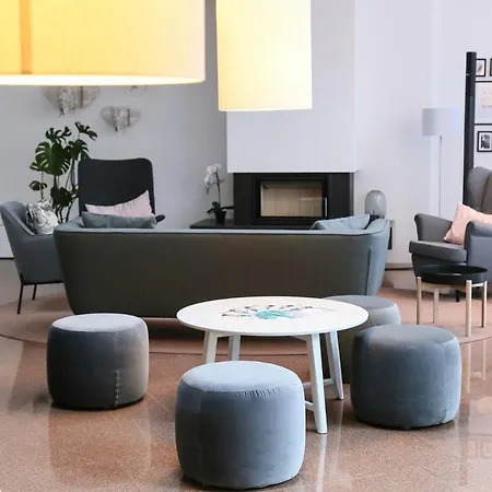 Wellness Studio! Finnish Sauna, Whirlpool, Gym & More! Apartment